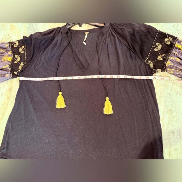 Women’s FREE PEOPLE Mix It Up tunic- Size XS - Picture 7 of 7